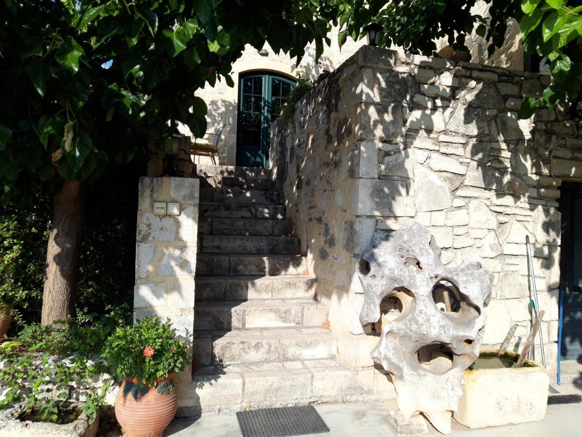 Villa Aloni Margarítai 外观 照片